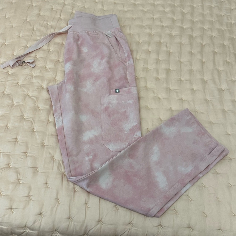 Women’s Yola High-Waisted 2.0 Skinny Scrub Pants
(also selling matching top!)